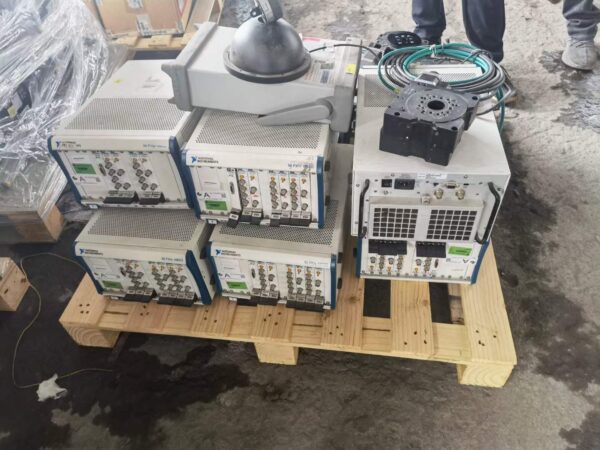 NI PXIe-1062Q, Used - 图片 3
