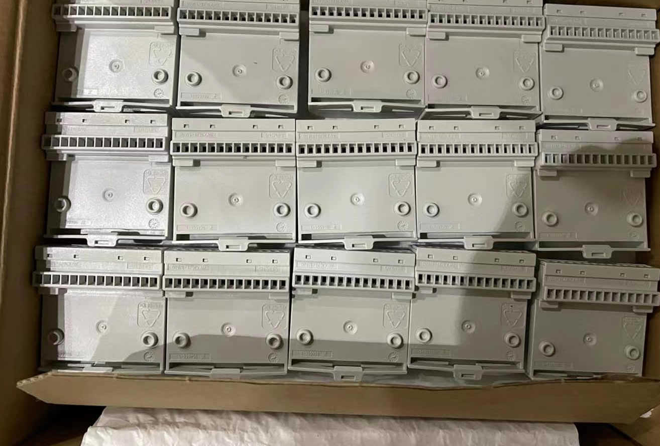 Excess Stock, Te connector, 966316-1, New - 图片 5
