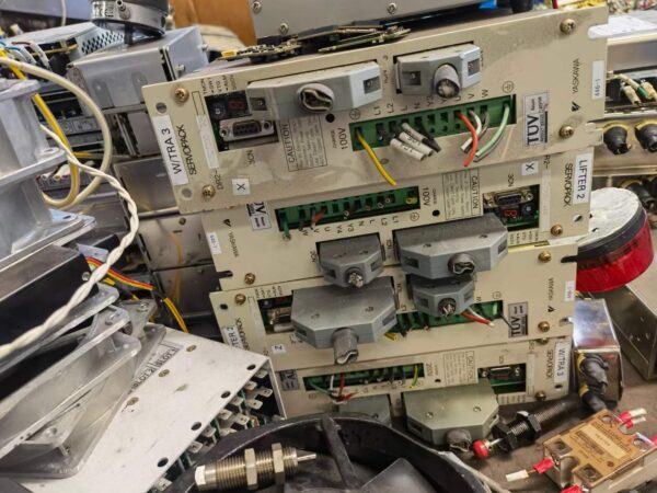 Yaskawa DR2-03BDY203, Used