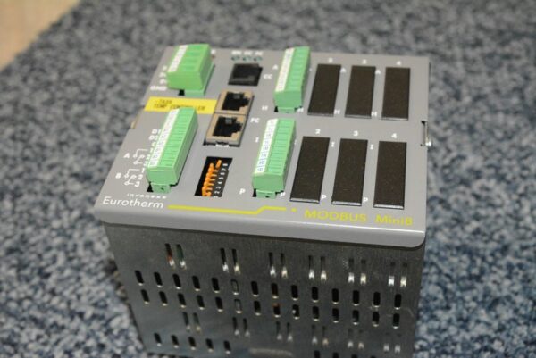 EUROTHERM MINI8/ACQ/OPRG/VL/MODBUS/C/XXX/XXX/XXX/XXX/STD/60, Used