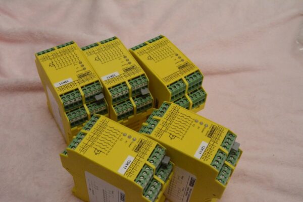 Phoenix PSR-SCP-24UC/ESAM4/8X1/1X2, 2963912, Used