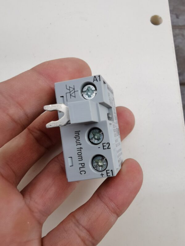 100-JE PLC,Used one,In stock - 图片 2
