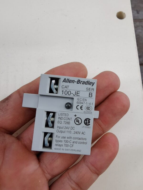 100-JE PLC,Used one,In stock