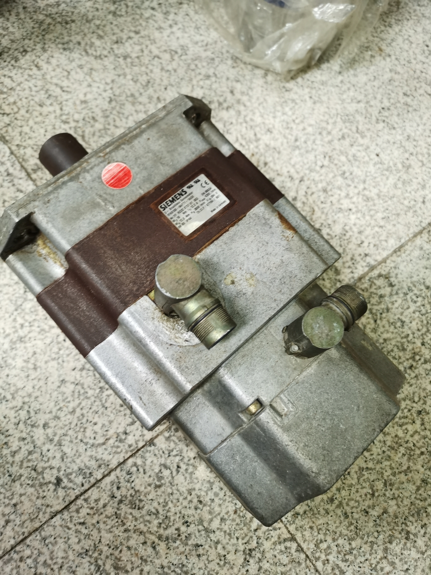 1FK6100-8AF71-1AG0 ,Used one,In stock