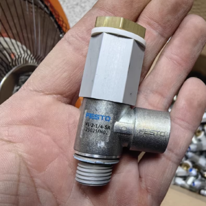 VL-2-1/4-SA,25025EN02，Used one,In stock