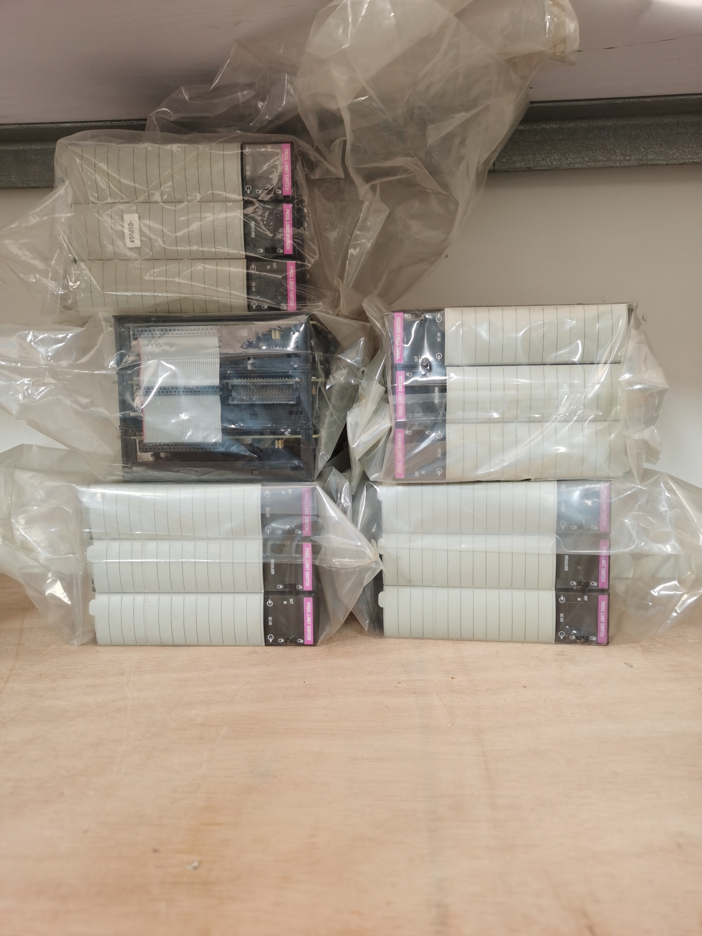 AB 1756-PLS/B PLC,Used one,In stock - 图片 2