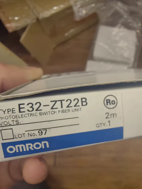E32-ZT22B ,New and original,In stock