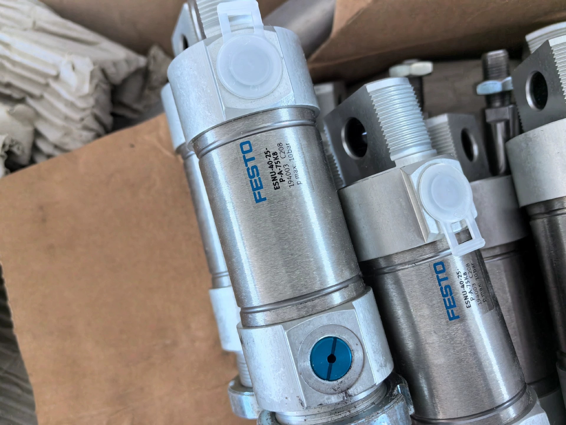 FESTO ESNU-40-25-P-A-75K8 Round Cylinder,New and original,In stock - 图片 3