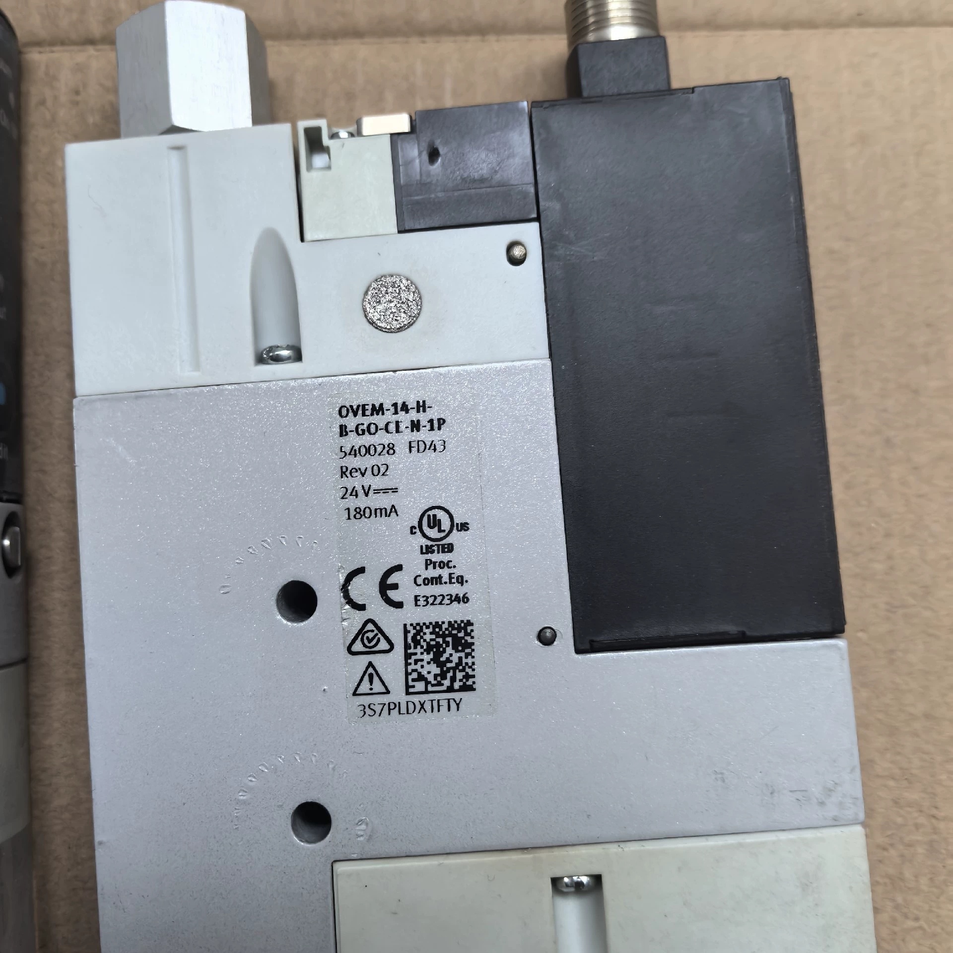 Festo OVEM-14-H-B-GO-CE-N-1P Vacuum Generator,Used one,In stock