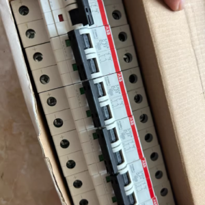 S202M-C32DC,New and original,In stock
