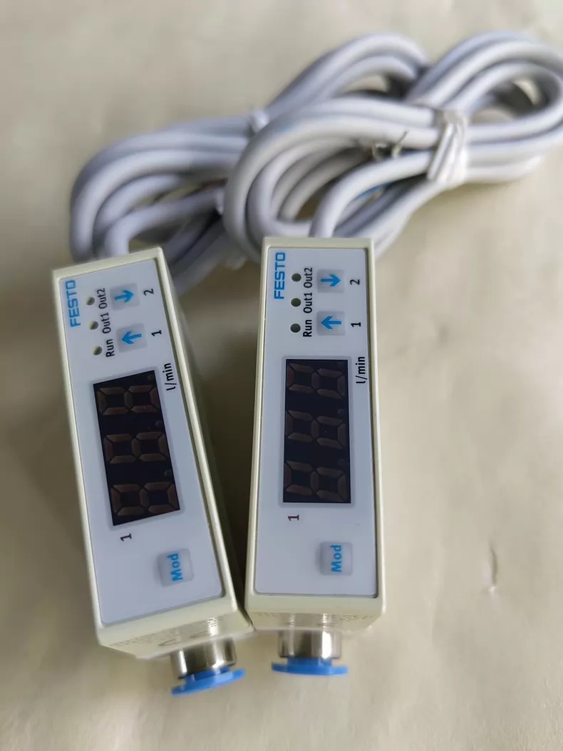 Festo SFE3-F050-L-WQ6-2PB-K1 Flow Sensor,Used one,In stock - 图片 4