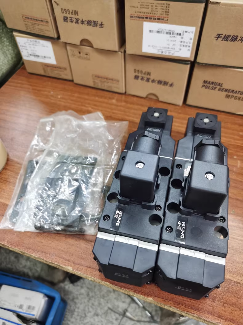 VS7-8-FG-S-1Z,New and original,In stock