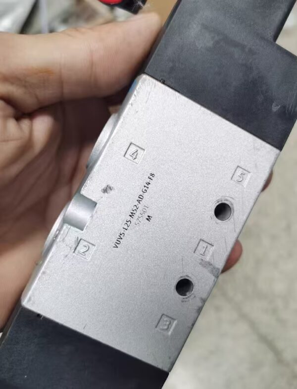 VUVS-L25-M52-AD-G14-F8,575501,Used one,In stock - 图片 3