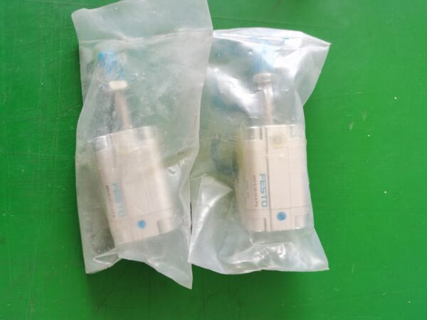 FESTO  AEVUZ-20-20-A-P-A 157265,New and original,In stock - 图片 2
