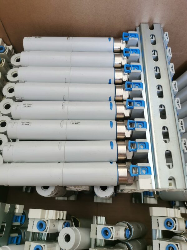 FESTO  VN-10-H-T3-PQ2-VQ2-RO1 193490,Used one,In stock - 图片 3