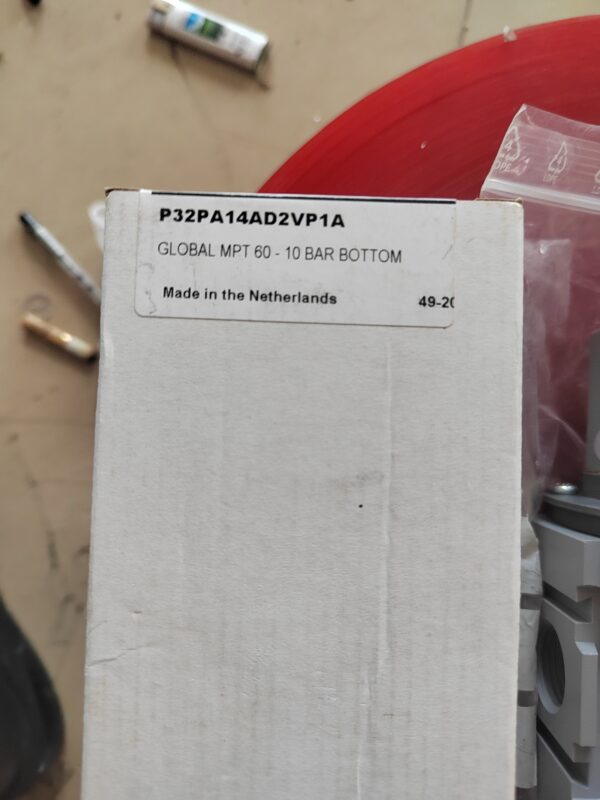 Parker P32PA14AD2VP1A GLOBAL MP T 60-10 BAR BOTTOM,New and original,In stock
