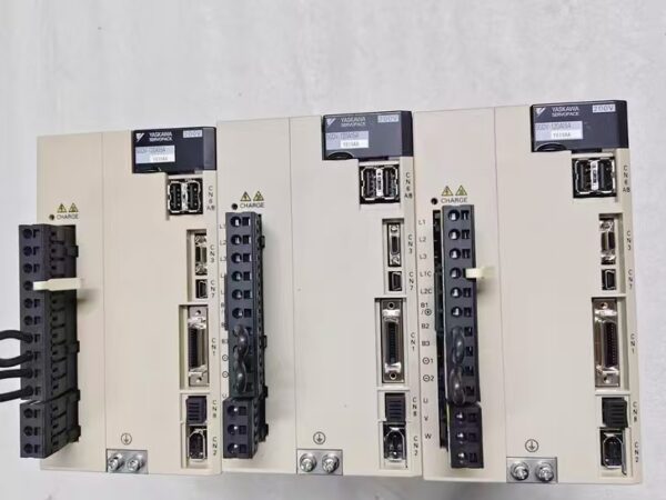 SGDV-120A15A  Y819AA,Used one,In stock
