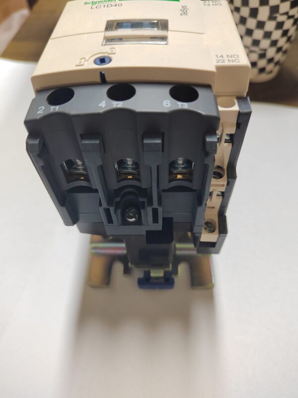 Schneider LC1D40,New and original,In stock - 图片 5