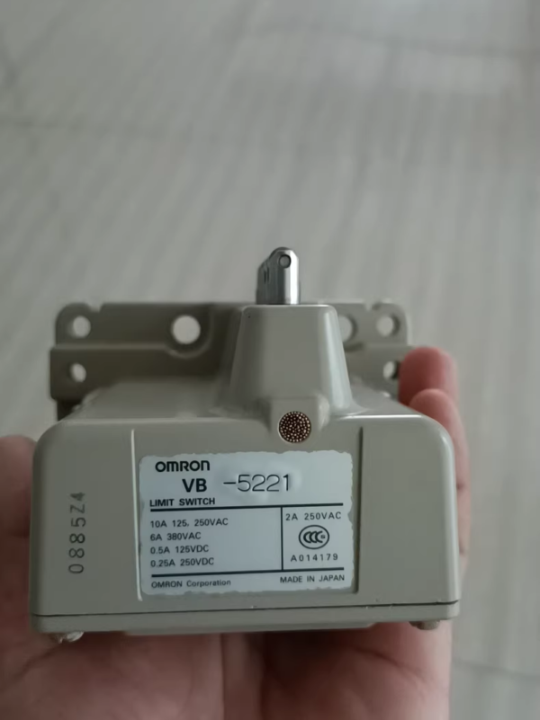 VB5221,New and original,In stock